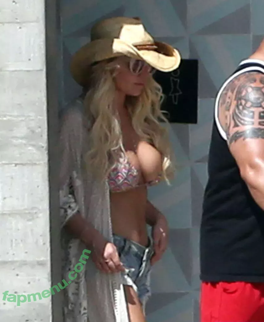 Jessica Simpson nude photo #0083 (52529184 / JessicaSimpson)