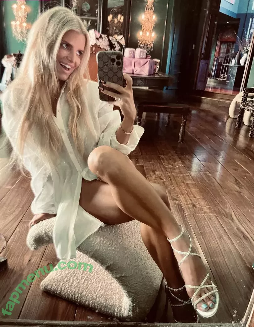 Jessica Simpson nude photo #0307 (52529184 / JessicaSimpson)