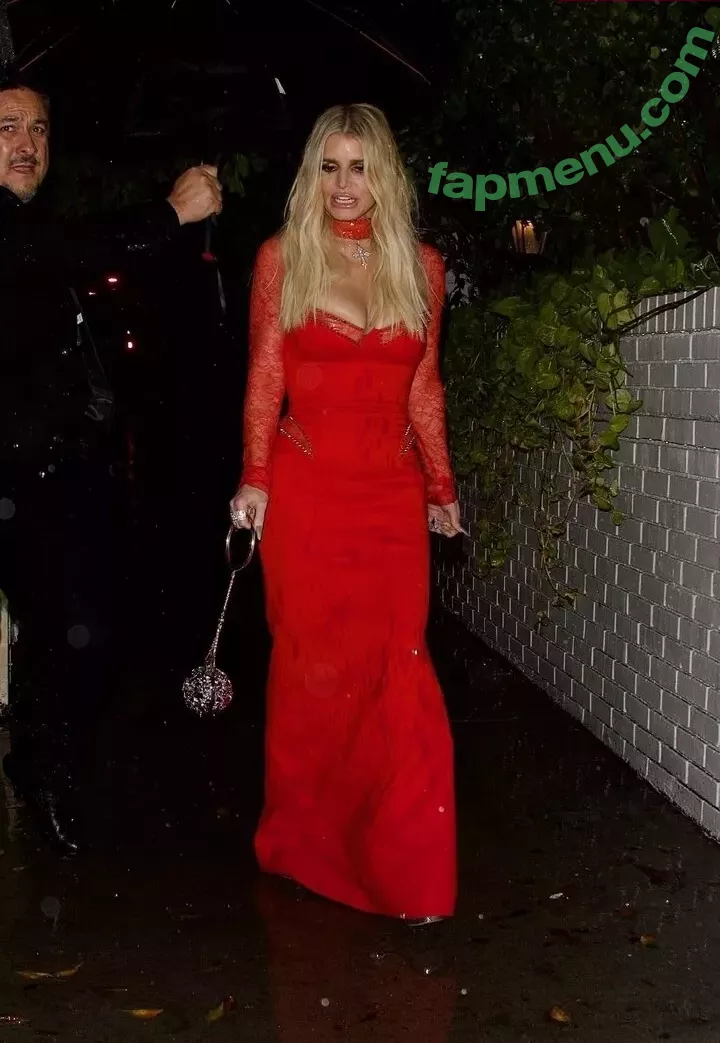 Jessica Simpson nude photo #0594 (52529184 / JessicaSimpson)