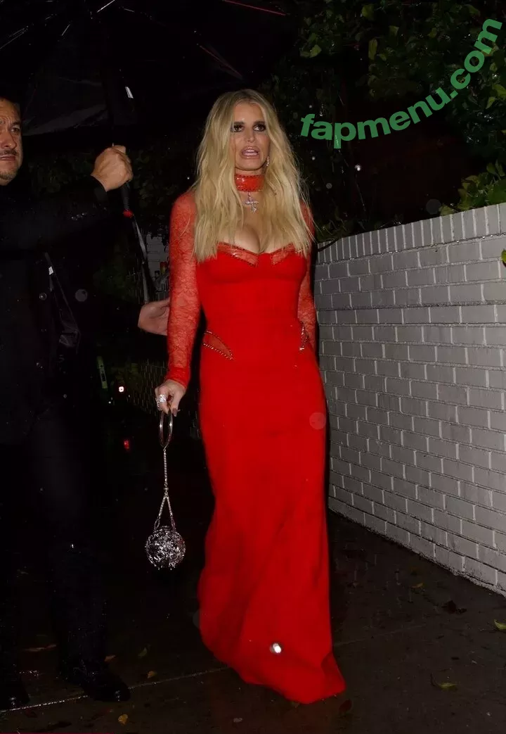Jessica Simpson nude photo #0595 (52529184 / JessicaSimpson)