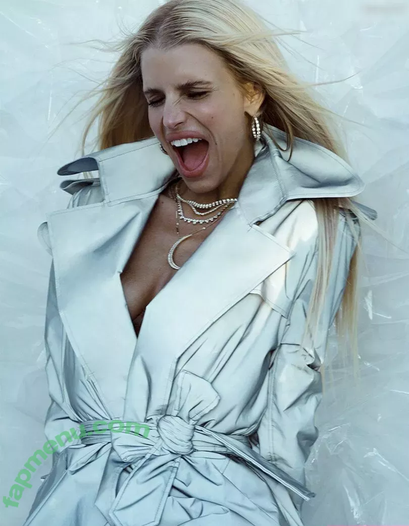 Jessica Simpson nude photo #0718 (52529184 / JessicaSimpson)