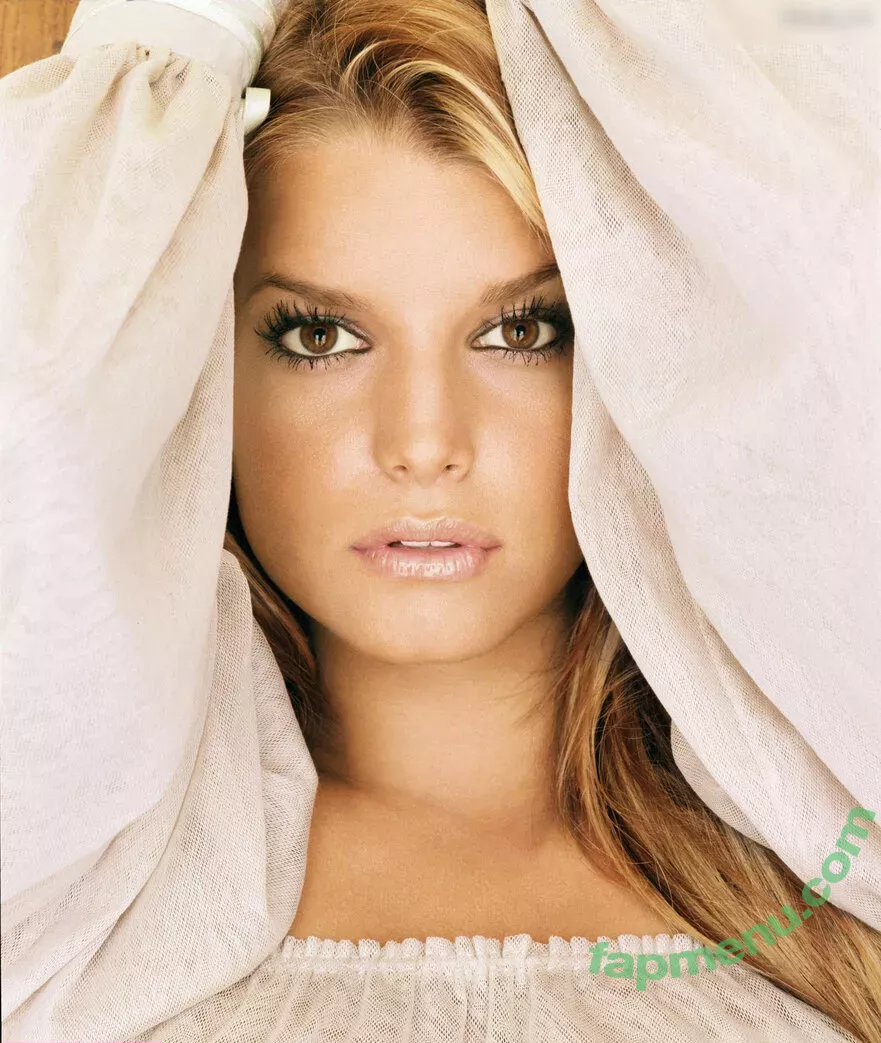 Jessica Simpson nude photo #0736 (52529184 / JessicaSimpson)