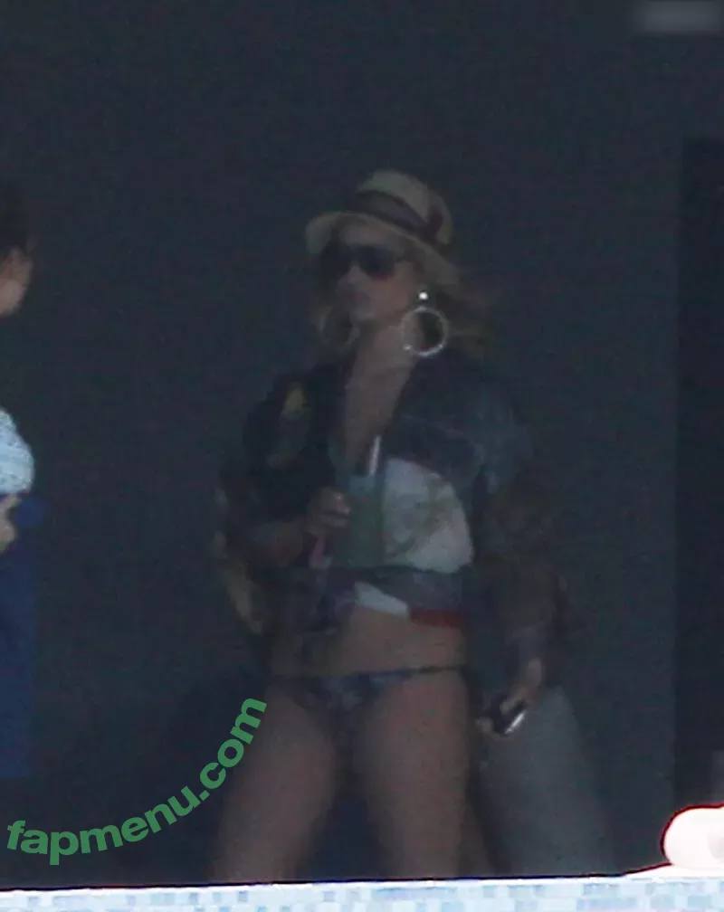 Jessica Simpson nude photo #0758 (52529184 / JessicaSimpson)