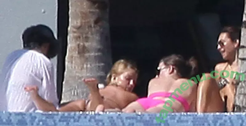 Jessica Simpson nude photo #0760 (52529184 / JessicaSimpson)