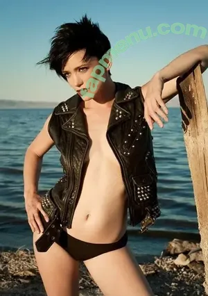 Jessica Sutta / iamjessicasutta nude photo #0001