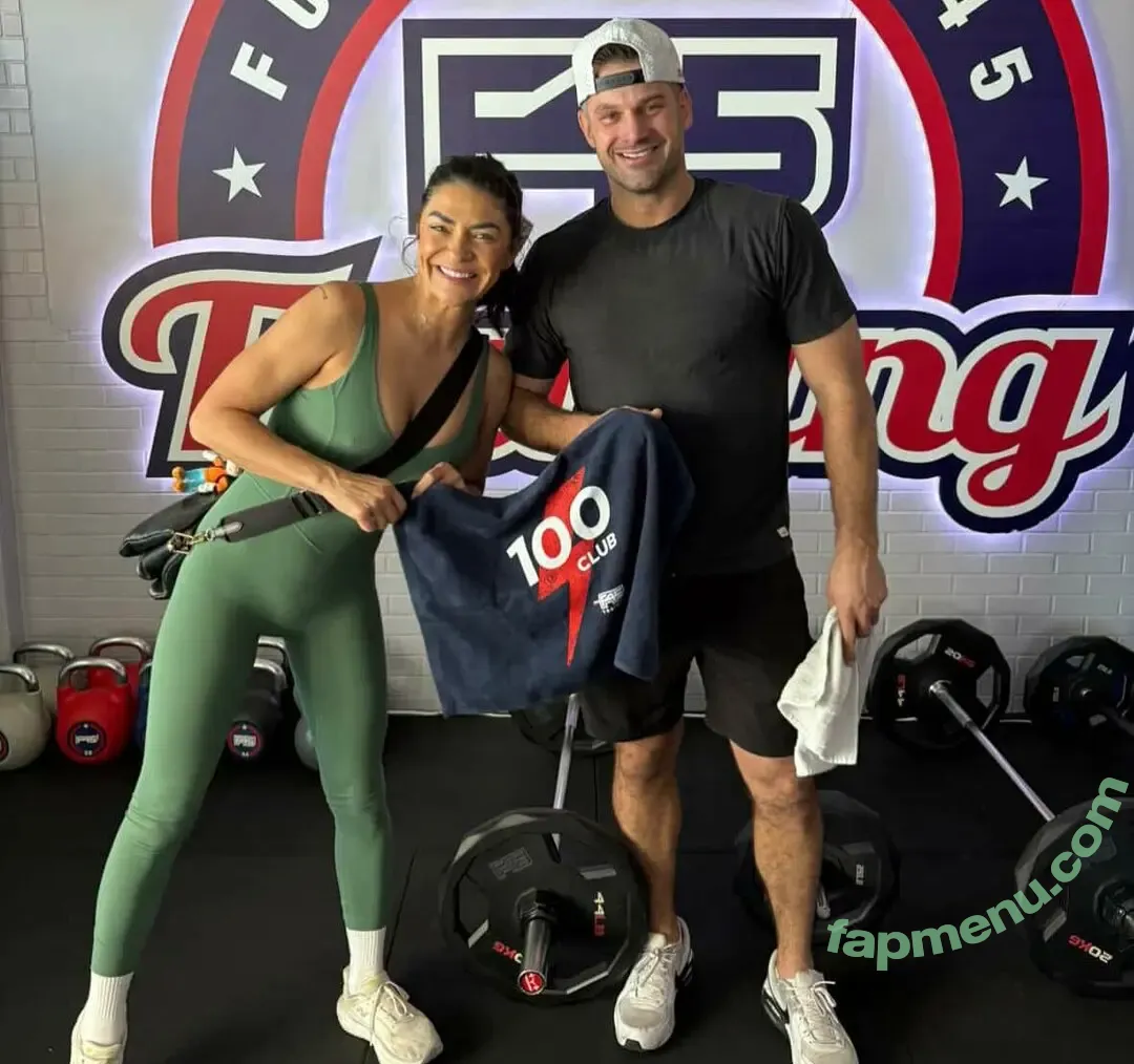 Jessica Szohr nude photo #0124 (jessicaszohr)