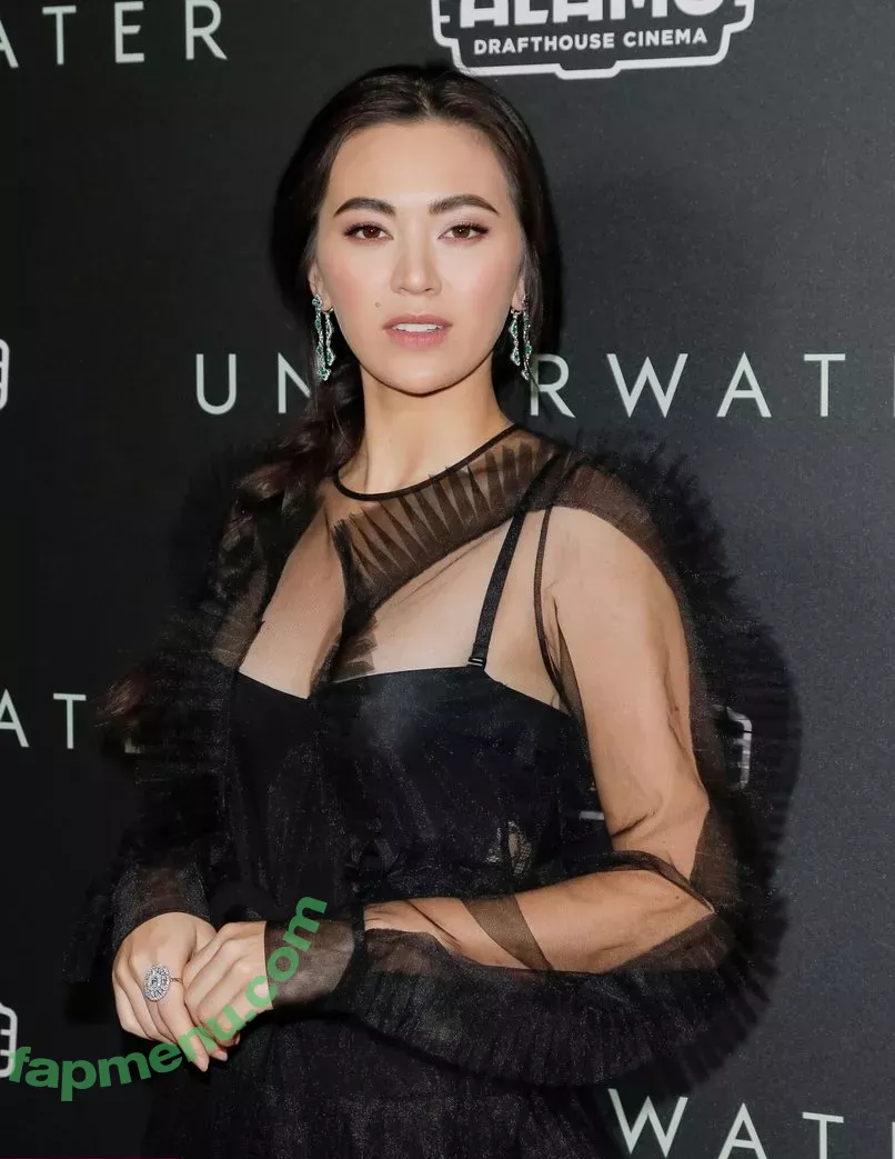 Jessica Yu Li Henwick nude photo #0003 (jhenwick)