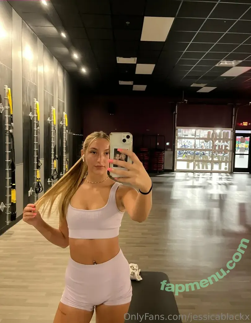 jessicablackx nude photo #0008 (jessicxablack / soph.br0wn / sophie1brown)