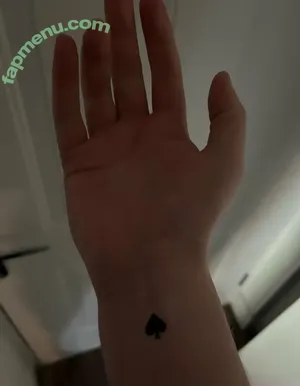  nude photo #0007