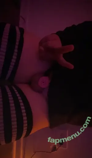  nude photo #0004