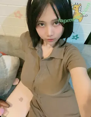 jessicajess / babymoiii1 / jessyjessica2 nude photo #0006