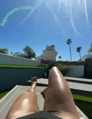  nude photo #0008