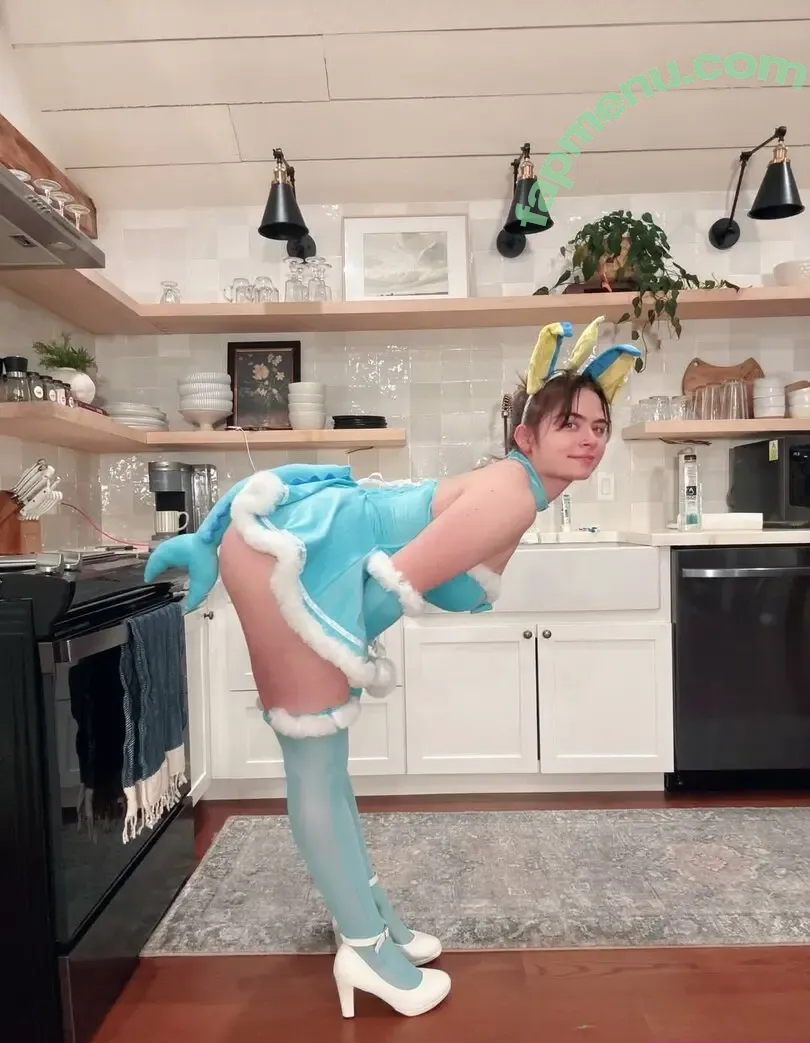 jessicatalystic nude photo #0228 (linneas_feet)