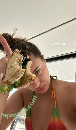 Jessicvpimentel nude photo #0006