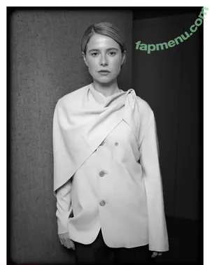 Jessie Buckley / thejessiebuckley nude photo #0089