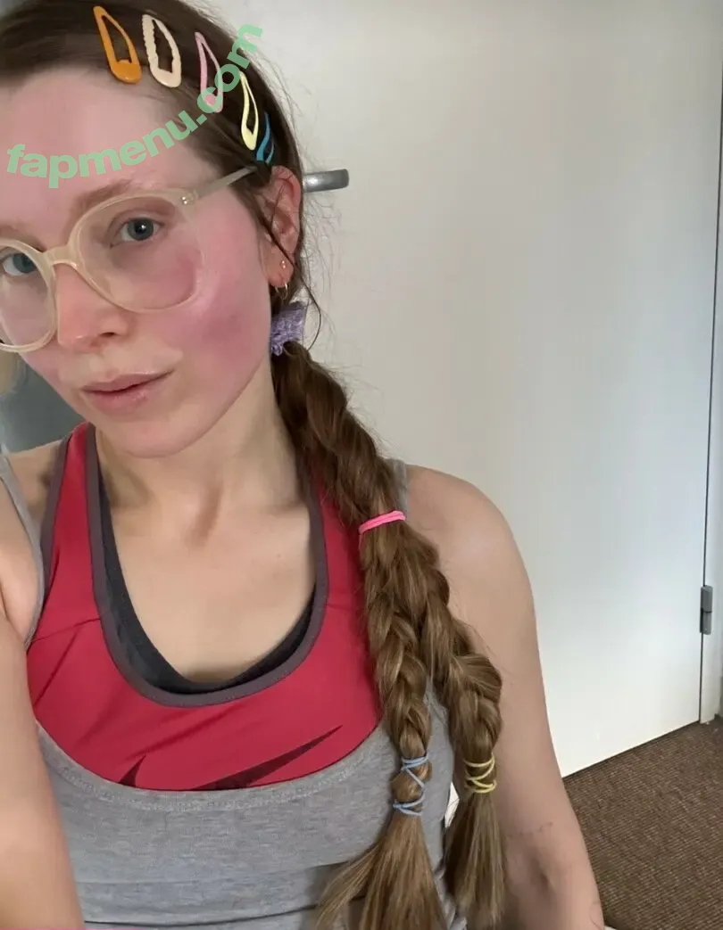 Jessie Cave nude photo #0030 (jessiecave)