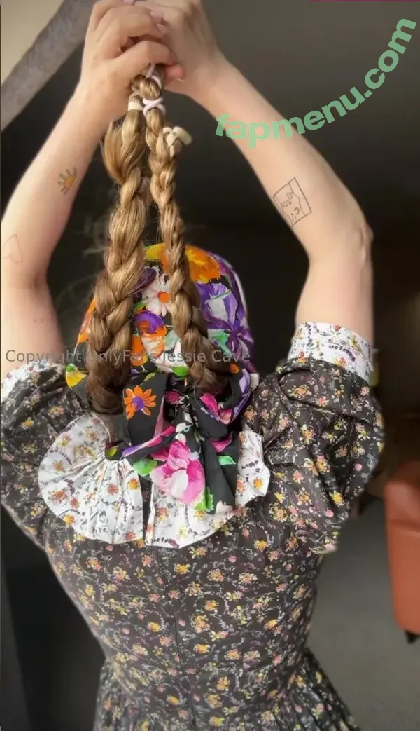 Jessie Cave nude photo #0189 (jessiecave)