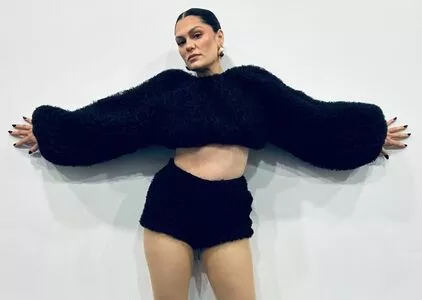 Jessie J / jessie-j / jessiej nude photo #0204