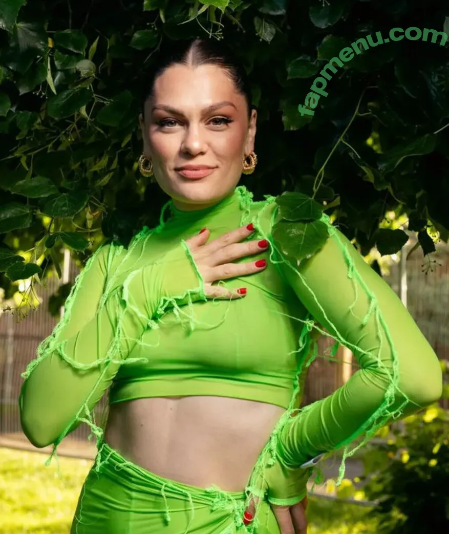 Jessie J nude photo #0099 (jessie-j / jessiej)