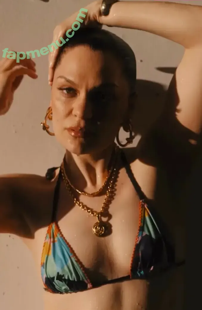 Jessie J nude photo #0292 (jessie-j / jessiej)