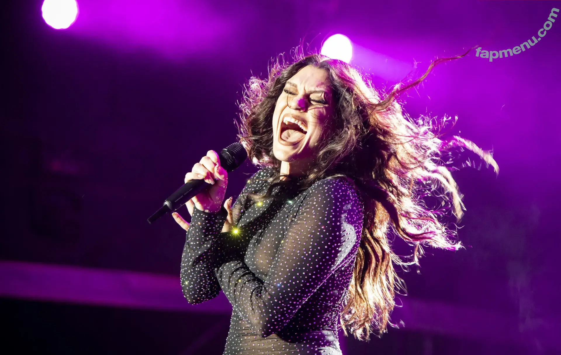 Jessie J nude photo #0302 (jessie-j / jessiej)