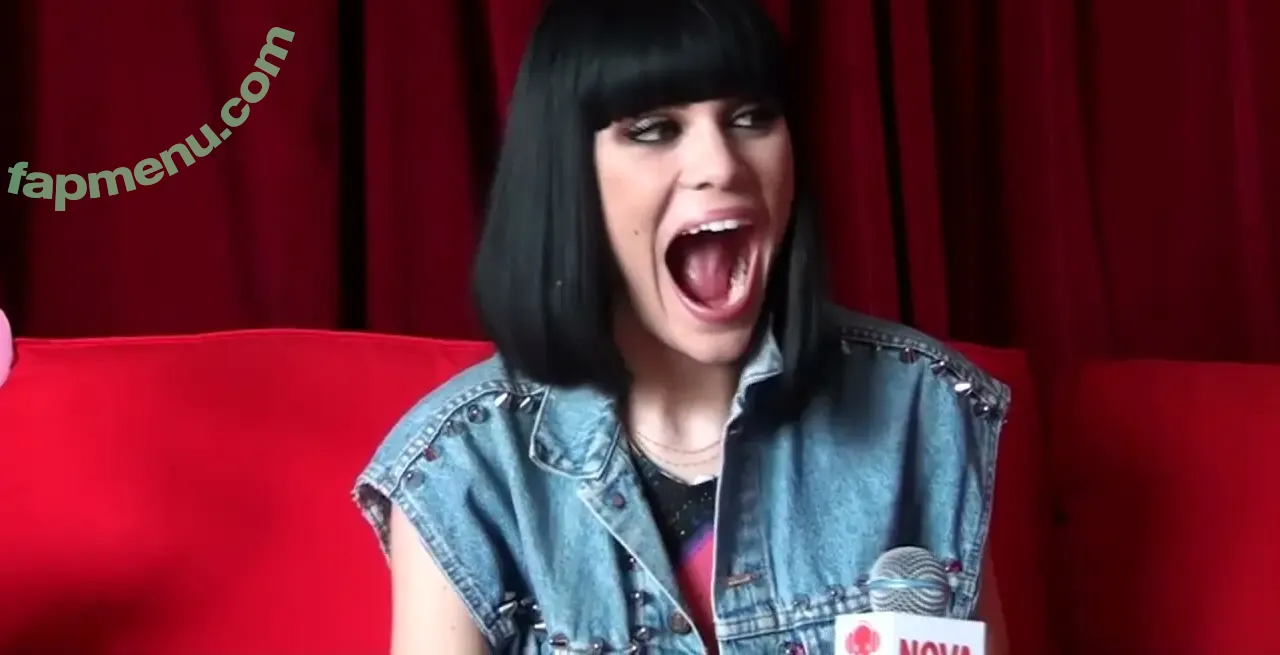 Jessie J nude photo #0335 (jessie-j / jessiej)
