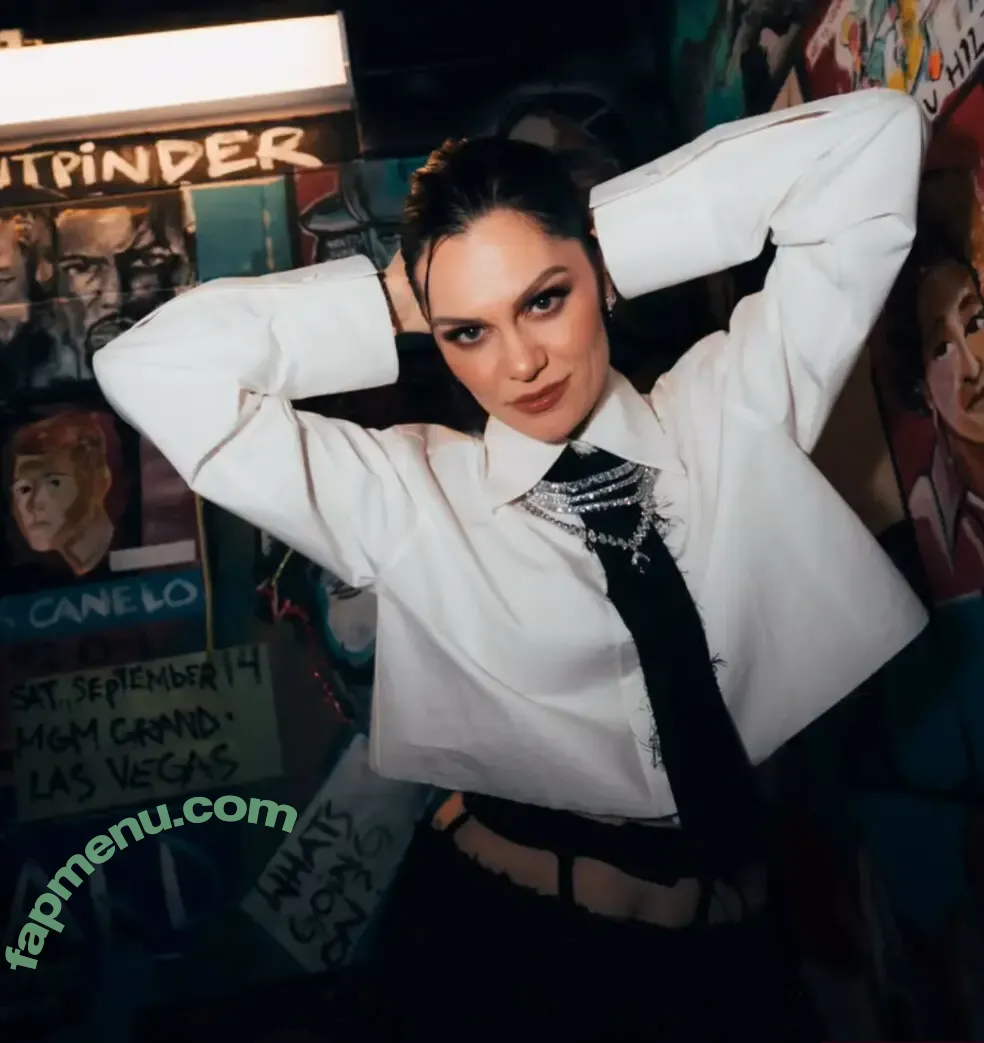 Jessie J nude photo #0525 (JessieJ / jessie-j)