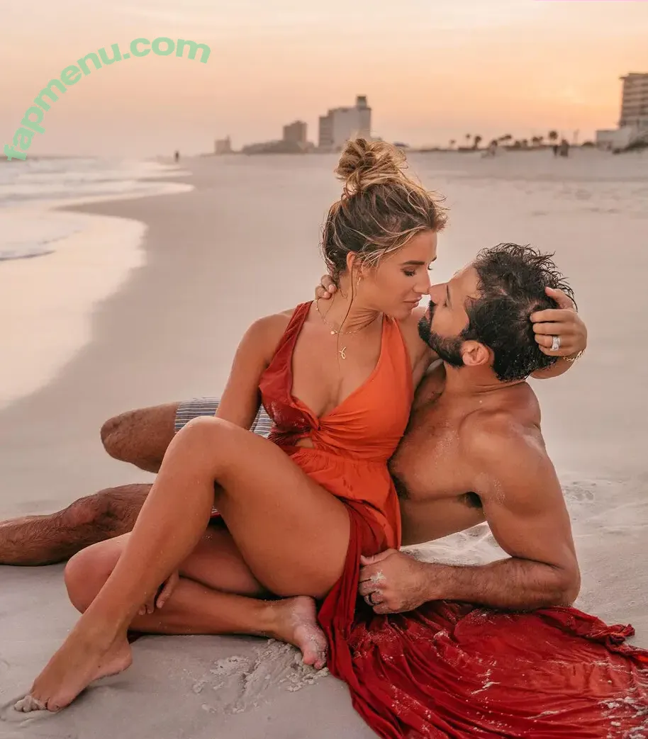 Jessie James Decker nude photo #0021 (filthyfilmbyfaith / jessiejamesdecker)