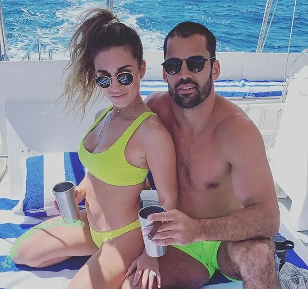 Jessie James Decker nude photo #0032 (filthyfilmbyfaith / jessiejamesdecker)