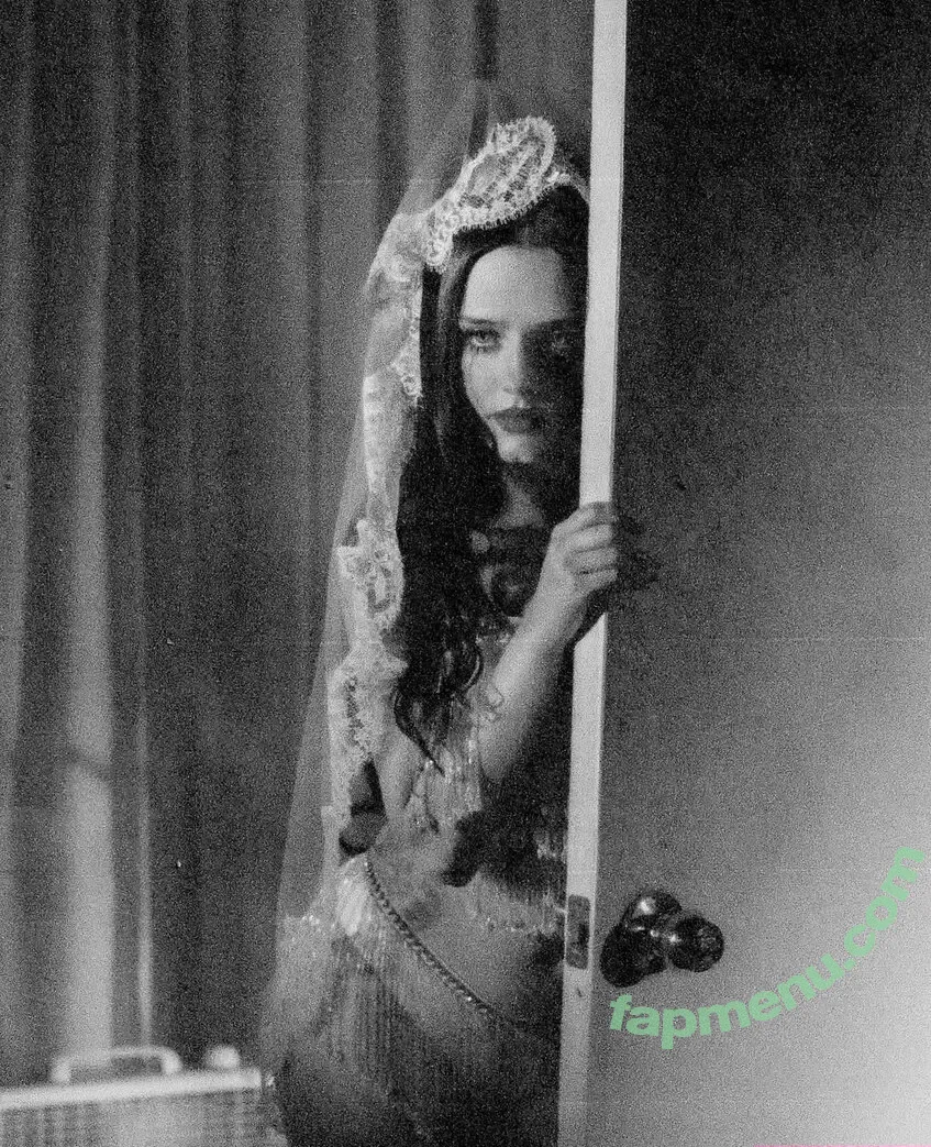 Jessie Murph nude photo #0092 (jessiemurphhh / playfullyfunsized)