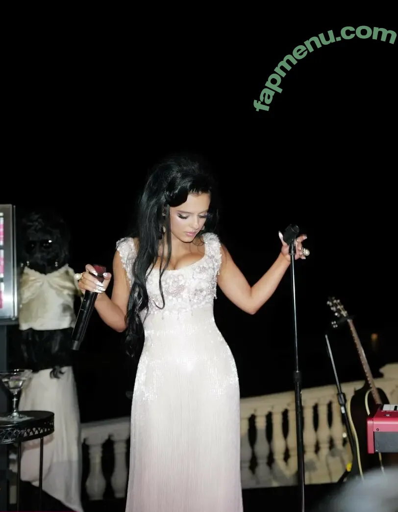 Jessie Murph nude photo #0107 (jessiemurphhh / playfullyfunsized)