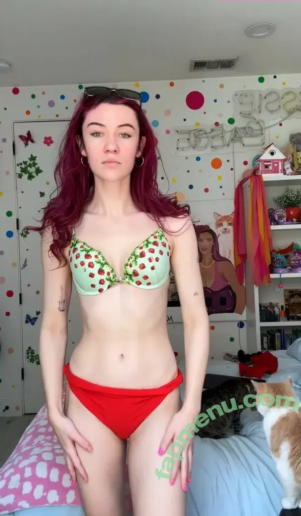 Jessie Paege nude photo #0124 (jessiepaege)