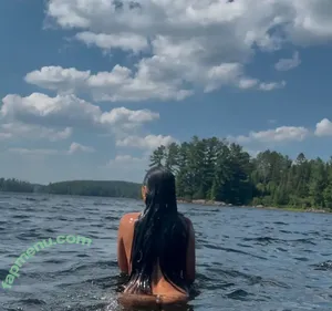 Jessie Reyez / jessie.reyes21 / jessiereyez nude photo #0093