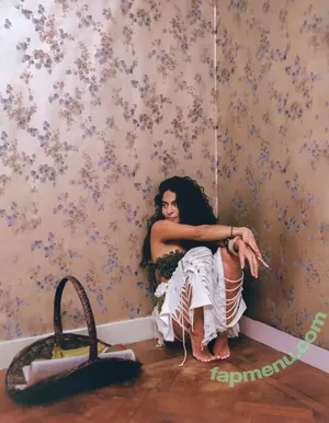 Jessie Reyez / jessie.reyes21 / jessiereyez nude photo #0154