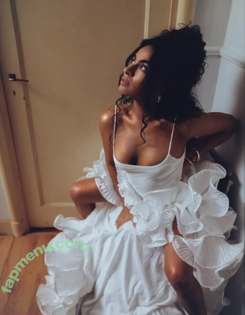 Jessie Reyez nude photo #0147 (jessie.reyes21 / jessiereyez)