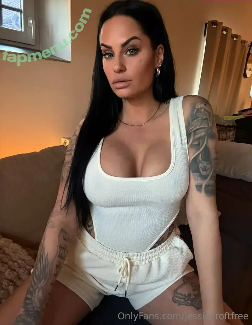 jessiecroftfree nude photo #0007 (jessiecroft_official)