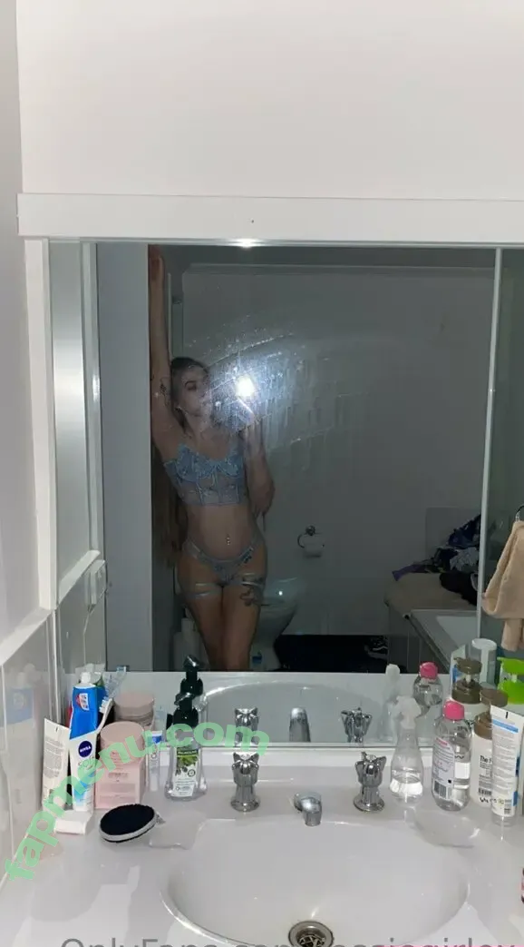jessiegirlox nude photo #0034 (jessieefox)