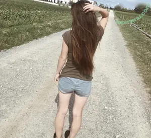 Jessii.wee nude photo #0006