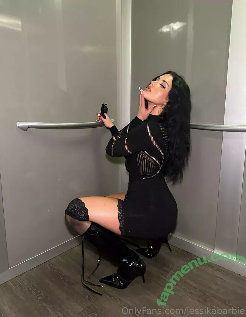 jessikabarbie nude photo #0127 (jessicabarbiee)