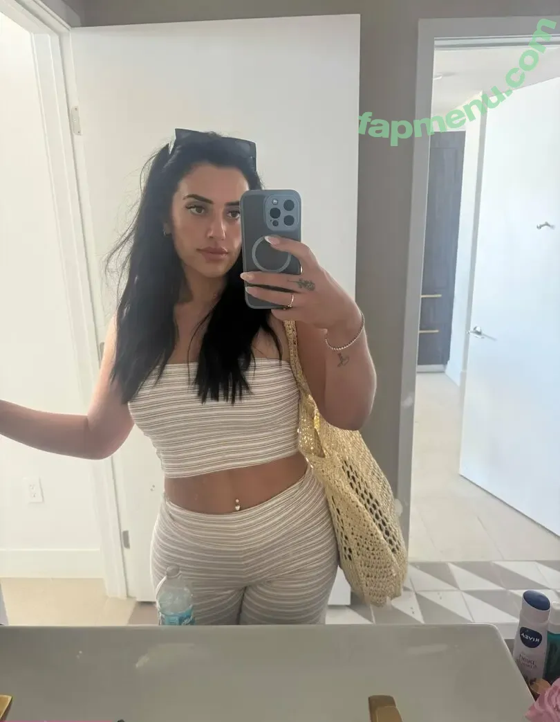 jessthebbyxx nude photo #0057 (jessicaxxofficial)