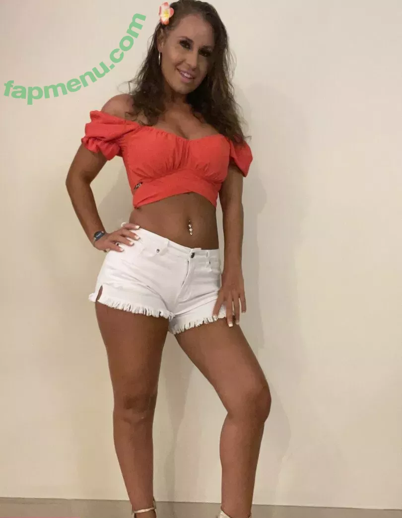 jesswestxxx nude photo #2103 (jesswestxx.x)