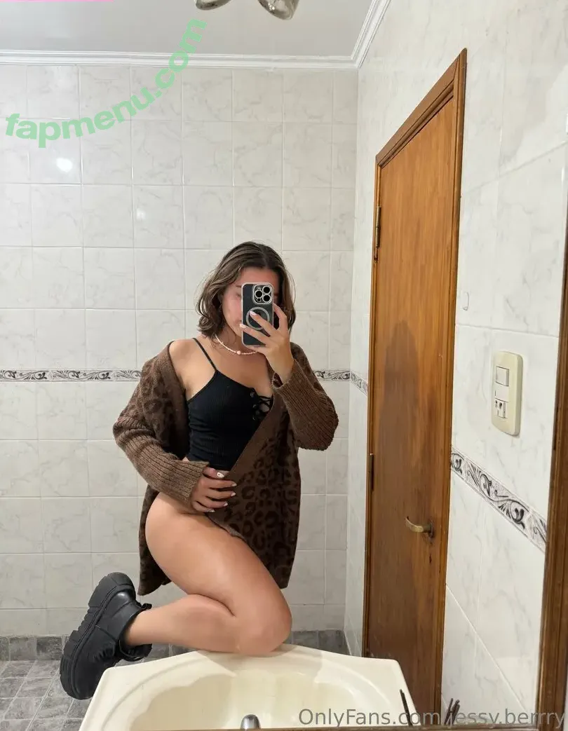 jessy.berrry nude photo #0003 (officialjessyberry)