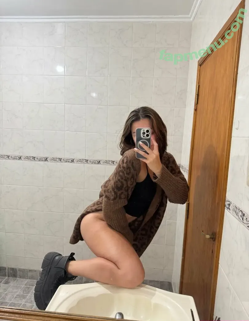 jessy.berrry nude photo #0004 (officialjessyberry)