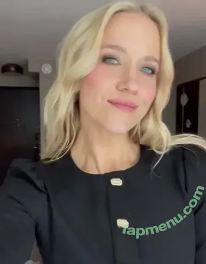 Jessy Schram / jschramer nude photo #0033