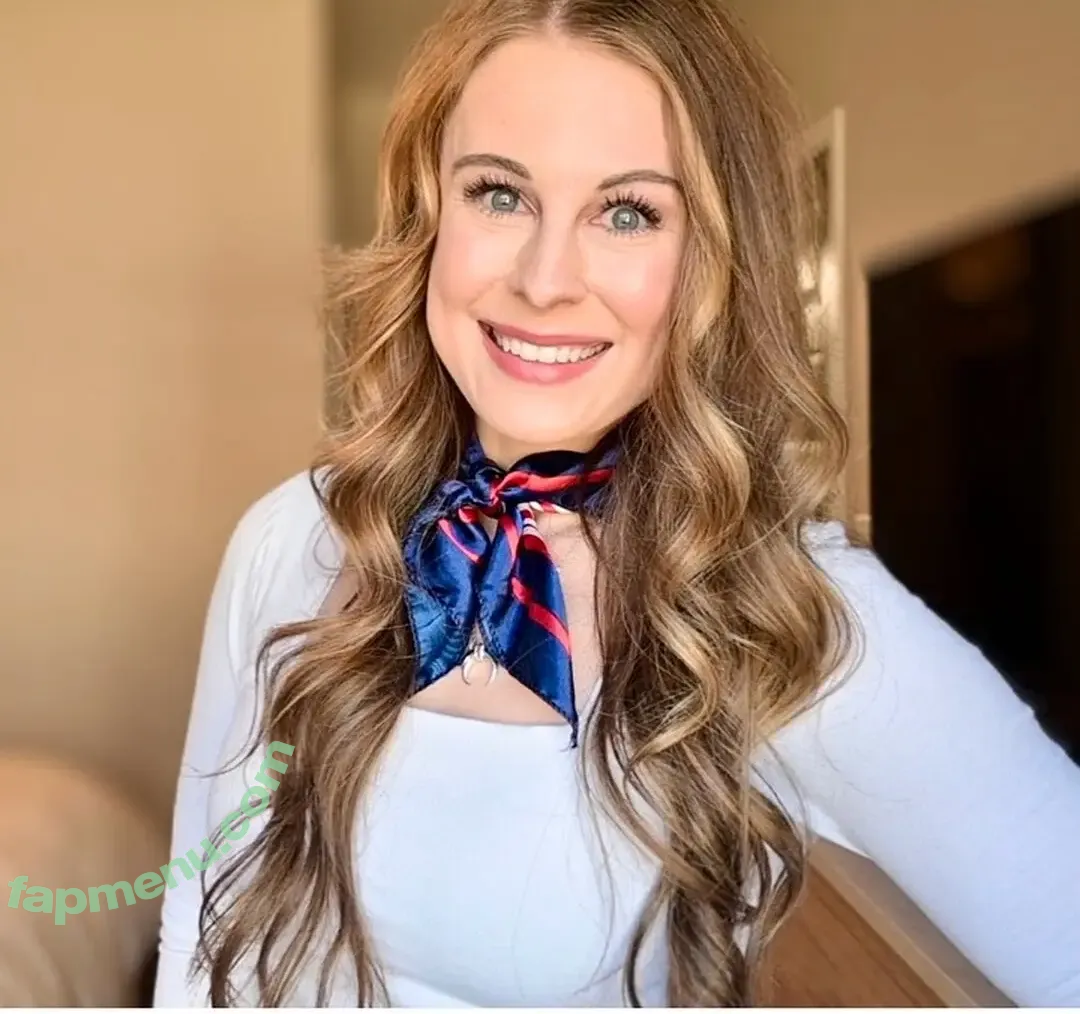Jetting Julia nude photo #0039 (jettingjulia)
