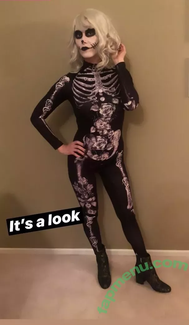 Jewel Staite nude photo #0002 (JewelStaite)