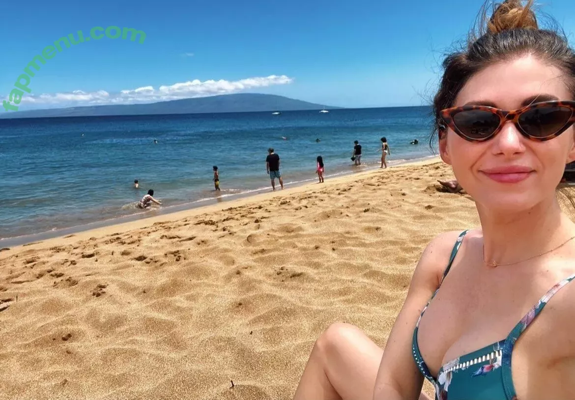 Jewel Staite nude photo #0041 (JewelStaite)