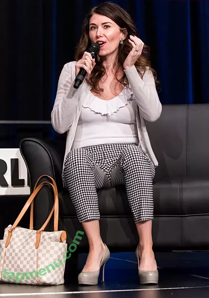 Jewel Staite nude photo #0050 (JewelStaite)