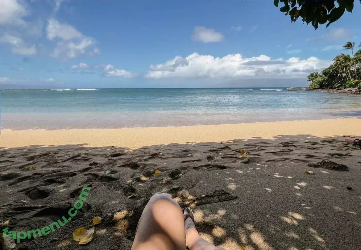 Jewel Staite nude photo #0064 (JewelStaite)