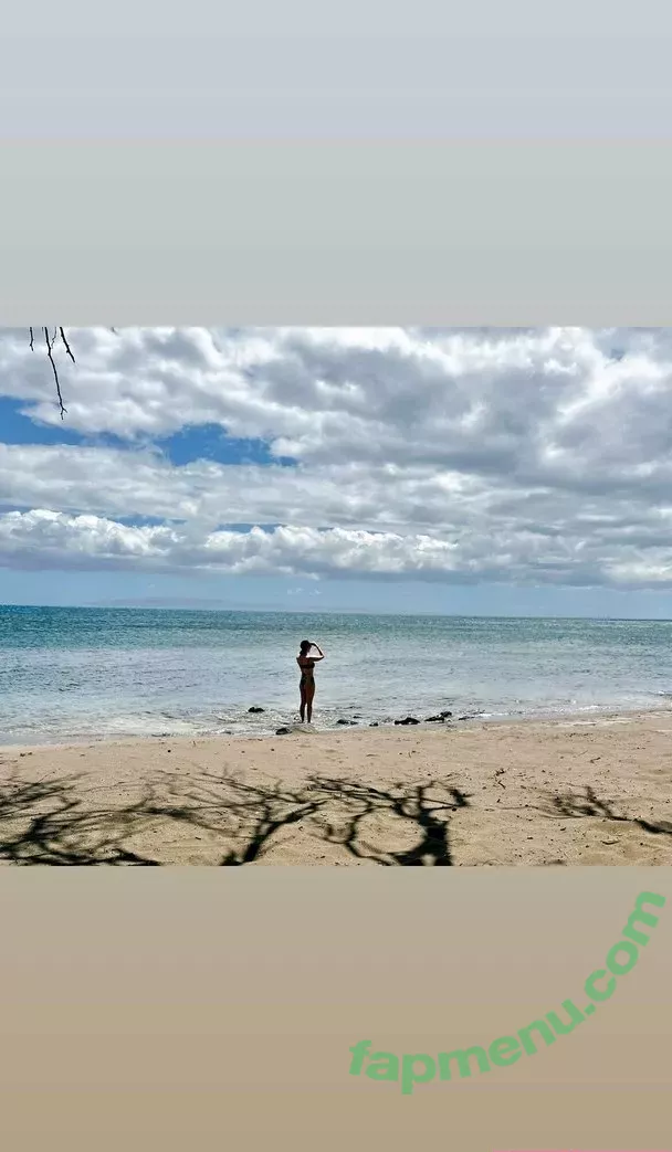 Jewel Staite nude photo #0065 (JewelStaite)